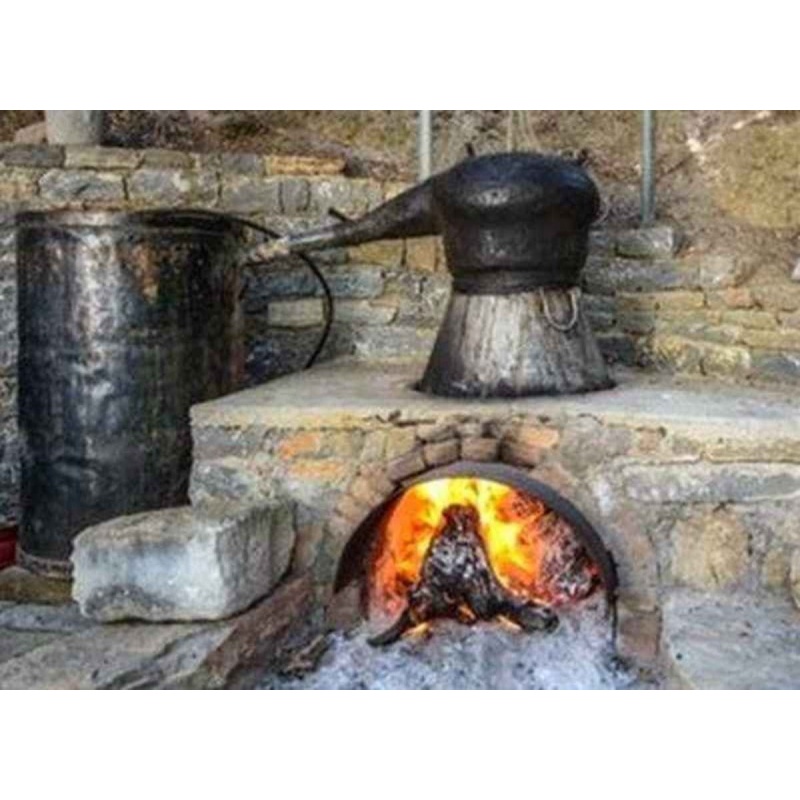 kritiki-tsikoudia-paradosiaki-raki-kritis